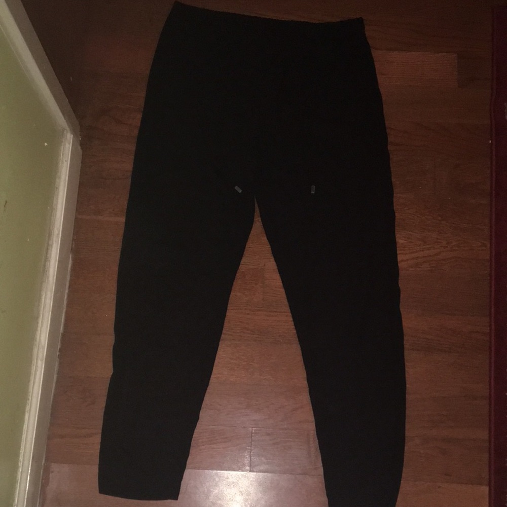 Black dress pant